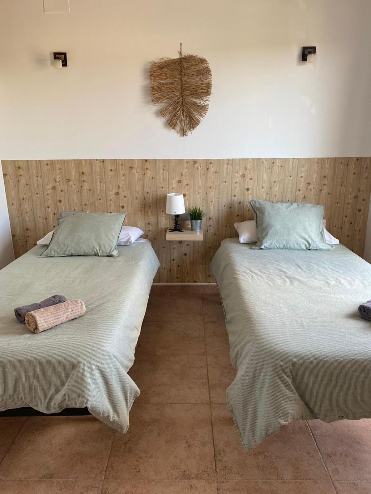 Hostal Espai Mediterrani Puebla de Vallbona Zewnętrze zdjęcie